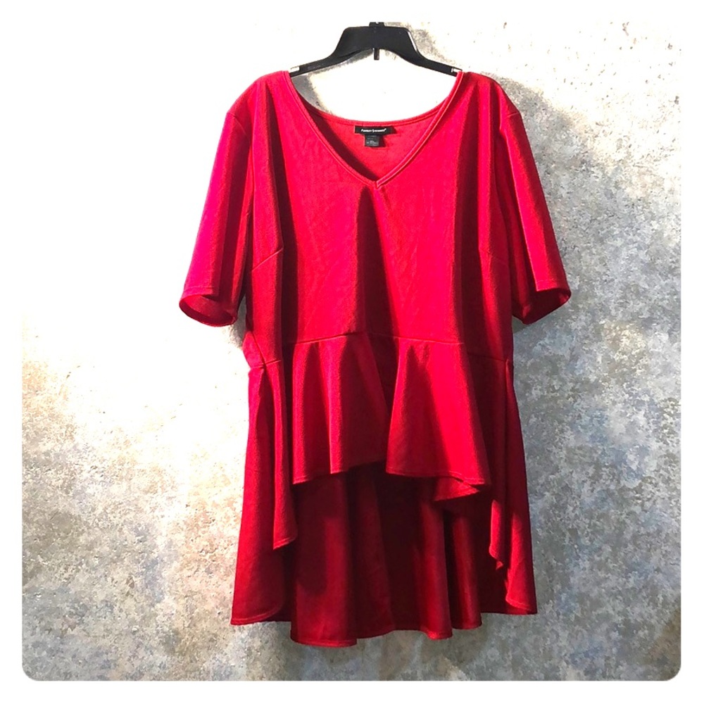 Ashley Stewart Hi Low tunic in holiday red.  30/32
